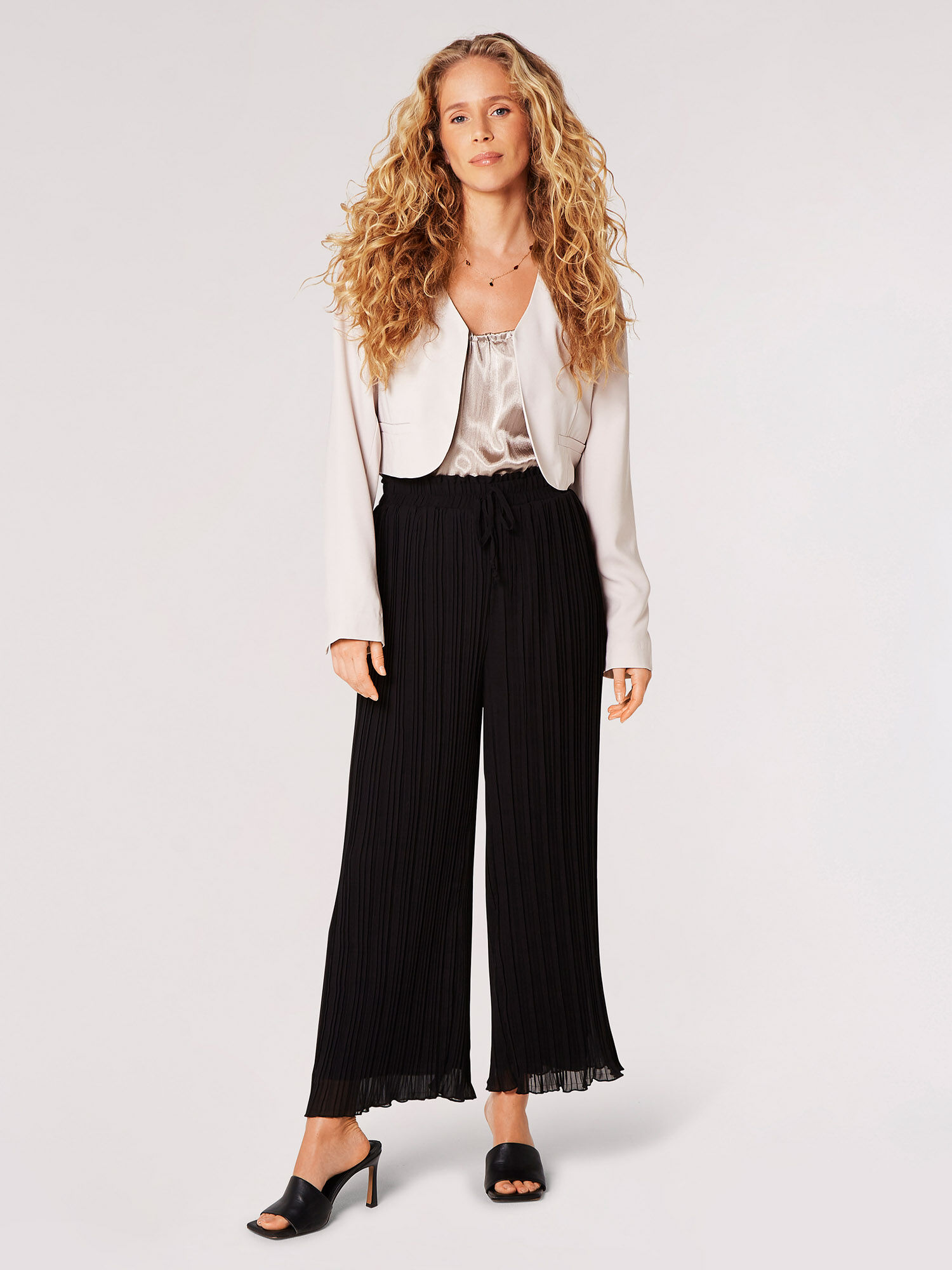 Jupe culotte longue plissee en mousseline Vetements Apricot