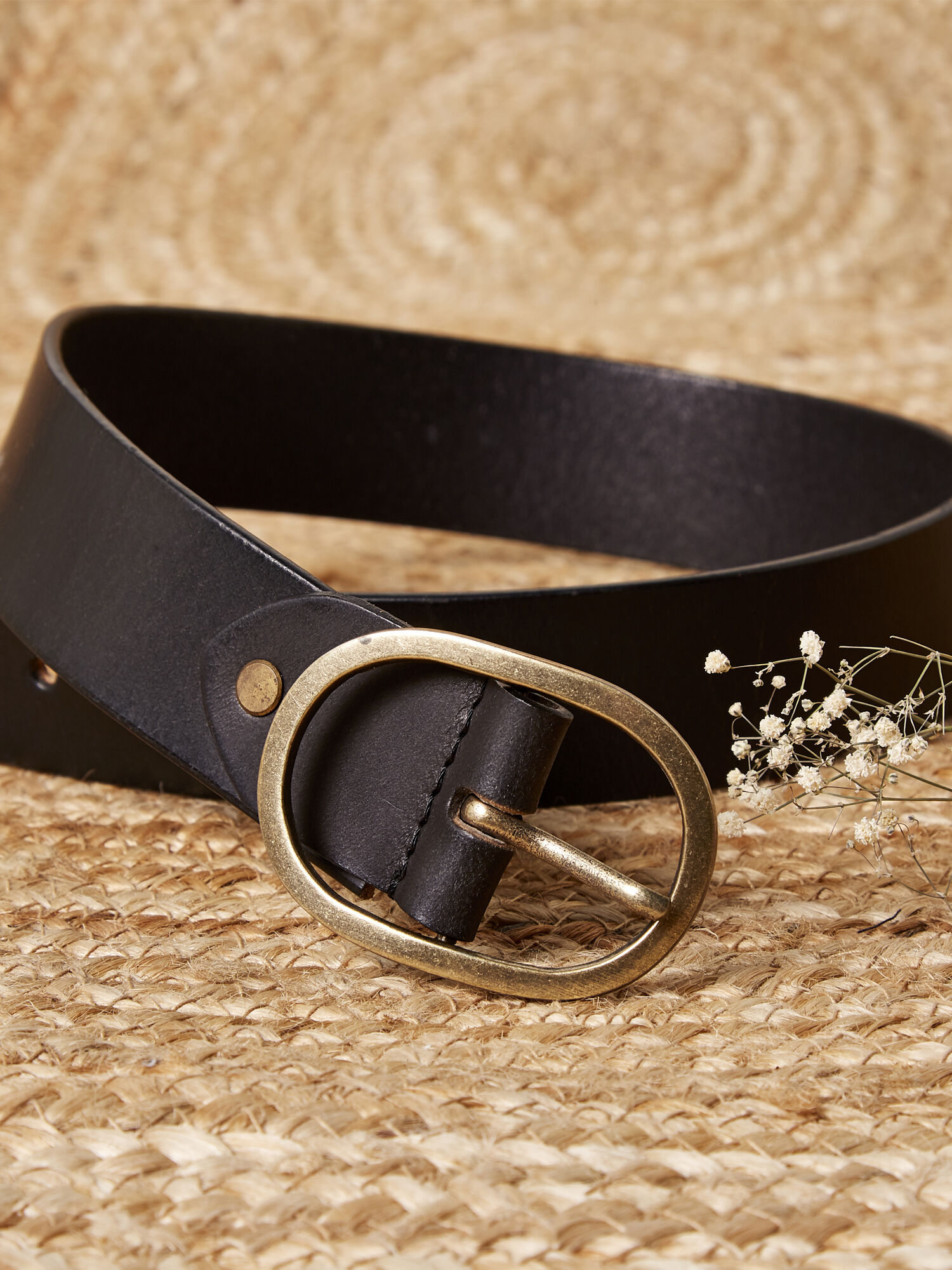 Leather gold outlet belt