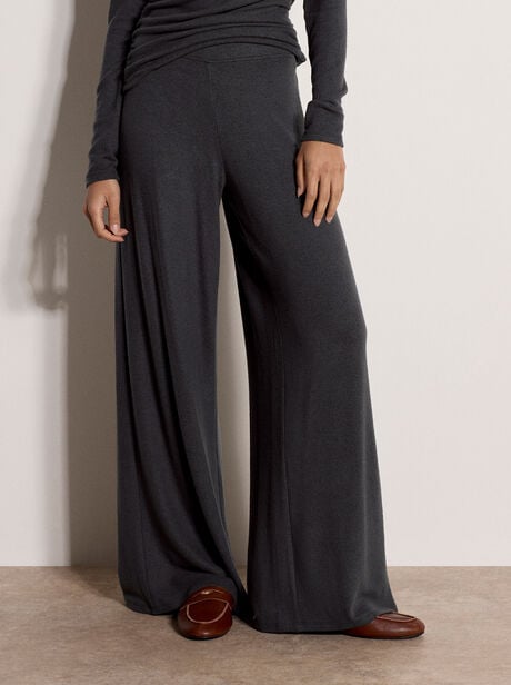 Soft-Touch Wide-Leg Trousers