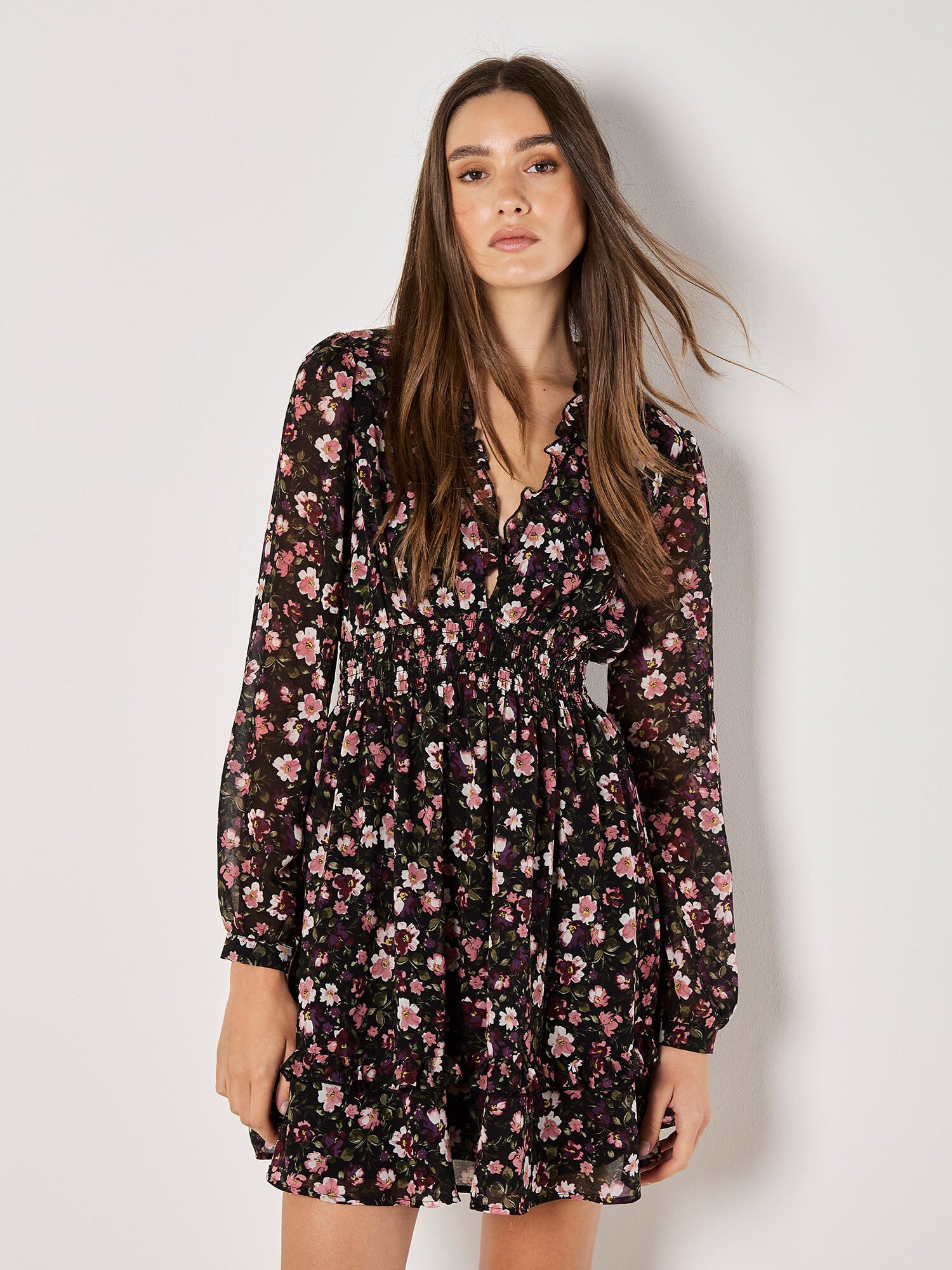 Mini Robe En Mousseline A Volants Fleuris Vetements Apricot