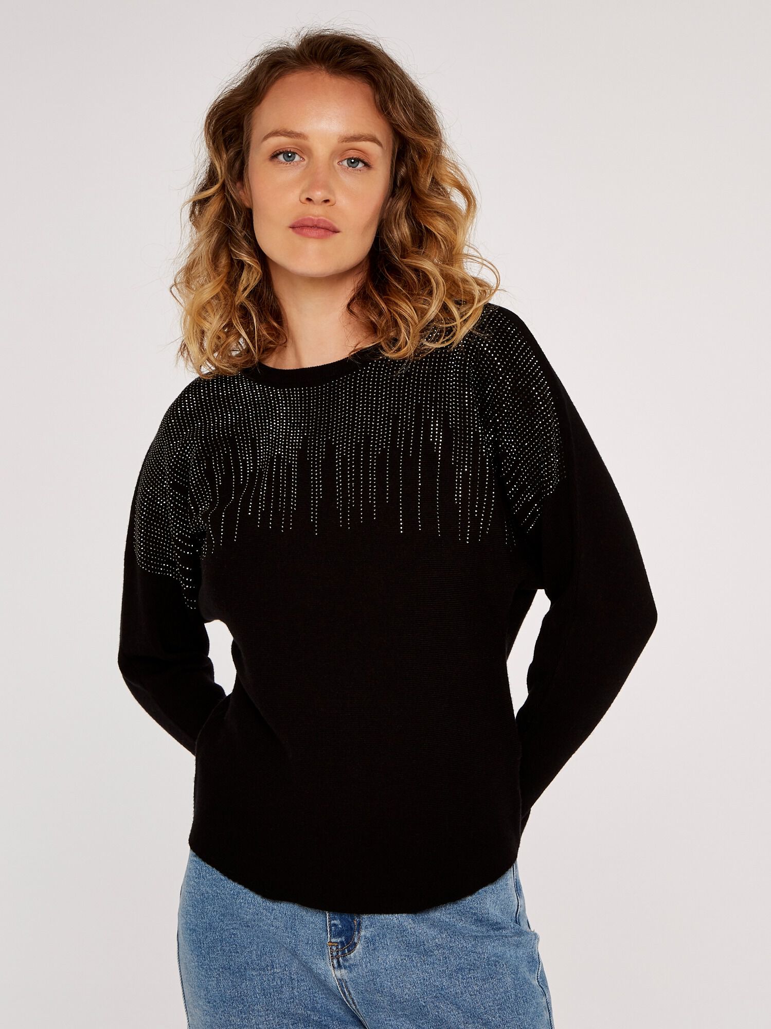 Pull Chauve Souris Orne De Clous Vetements Apricot