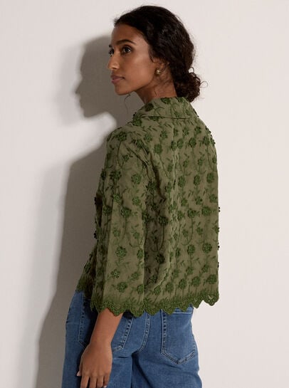 Applique Flowers Cropped Shirt