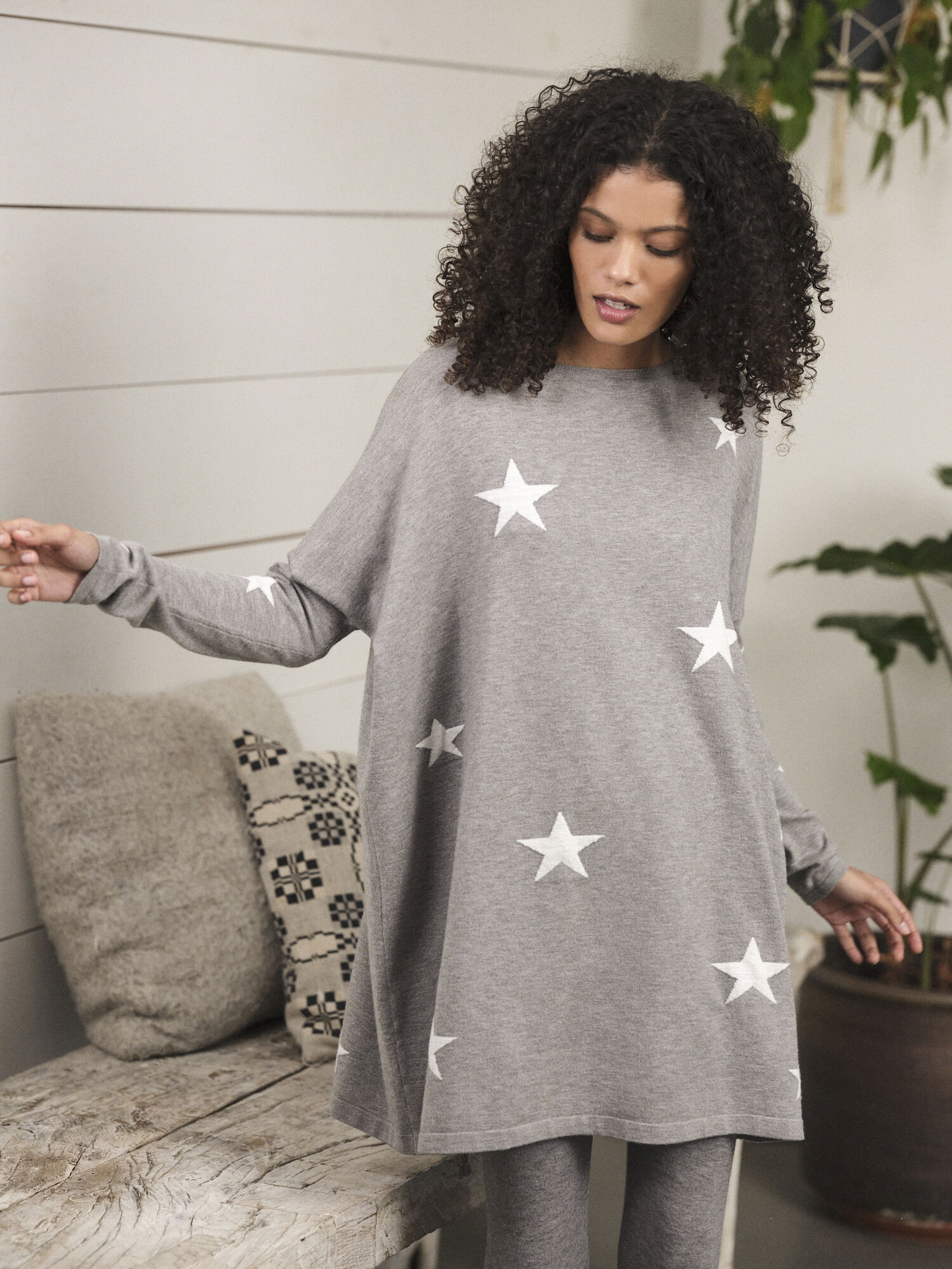 Oversized star jumper shop
