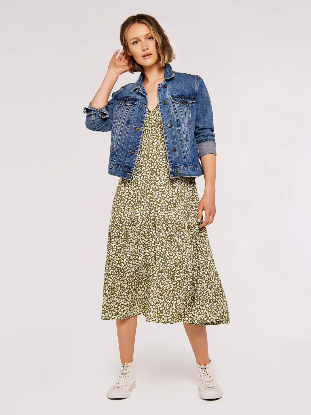 Daisy Print Tiered Midi Dress