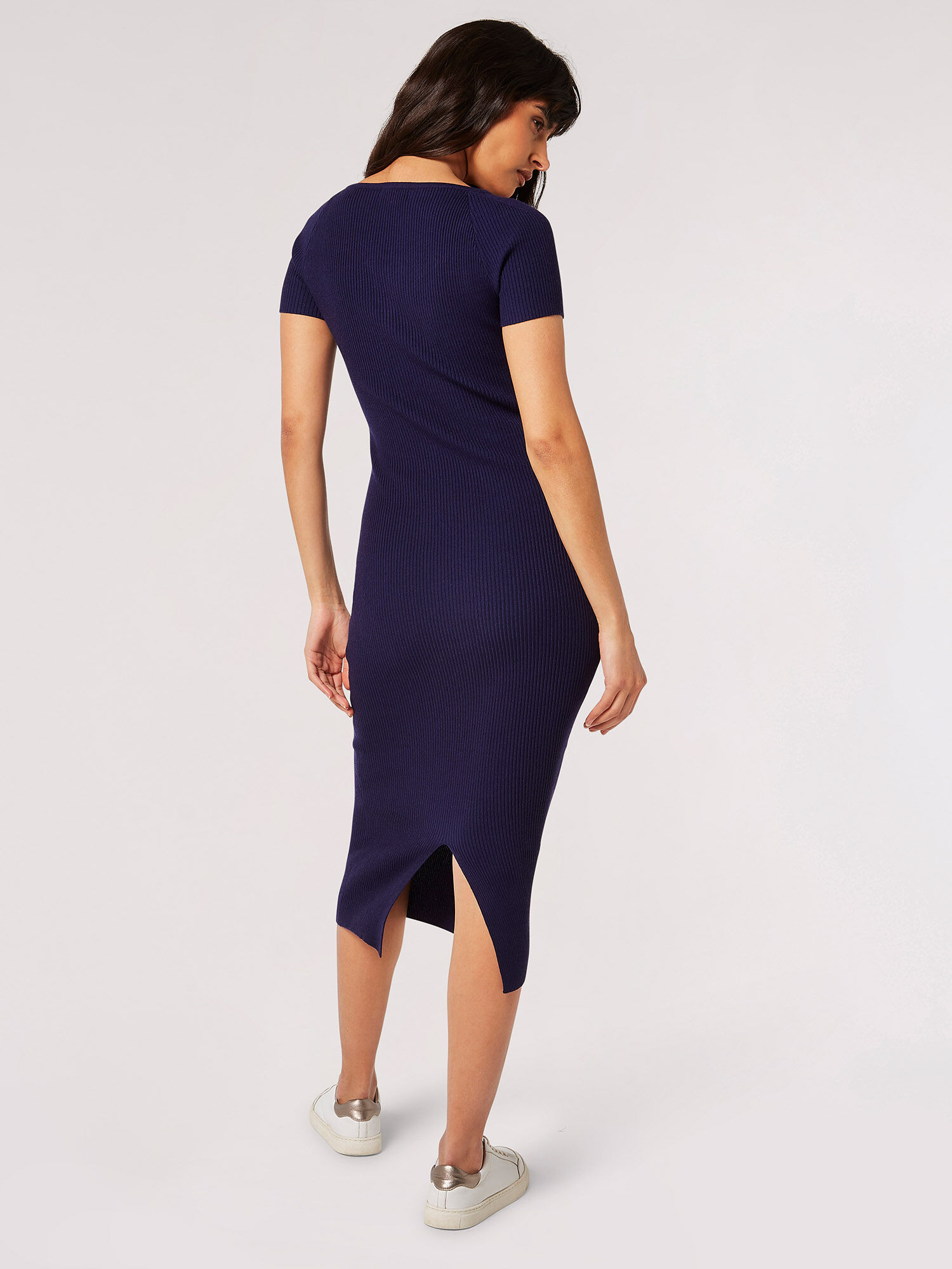 Robe Midi Moulante En Maille Cotelee Vetements Apricot