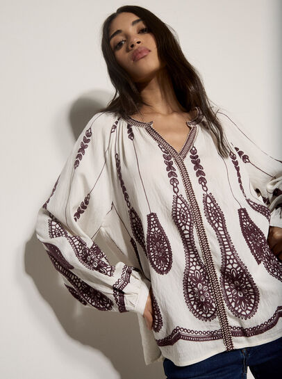 Floral Leaf Embroidered Blouse