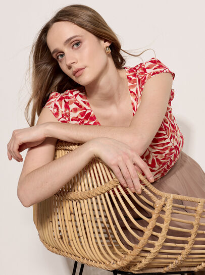 Leaf Print Tulip Sleeve Top