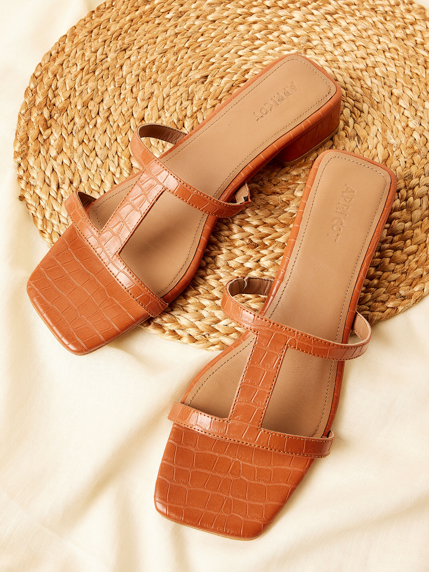 Square toe mule sandals 2025