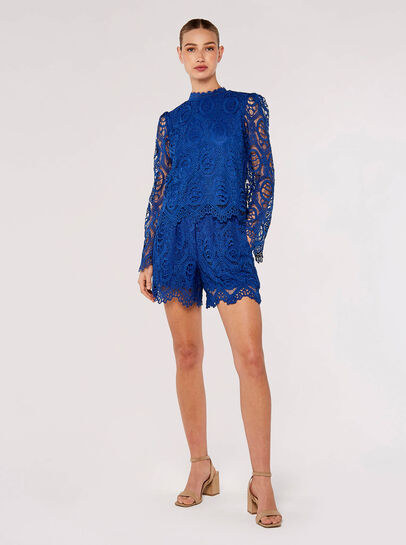 Scallop Lace Shorts