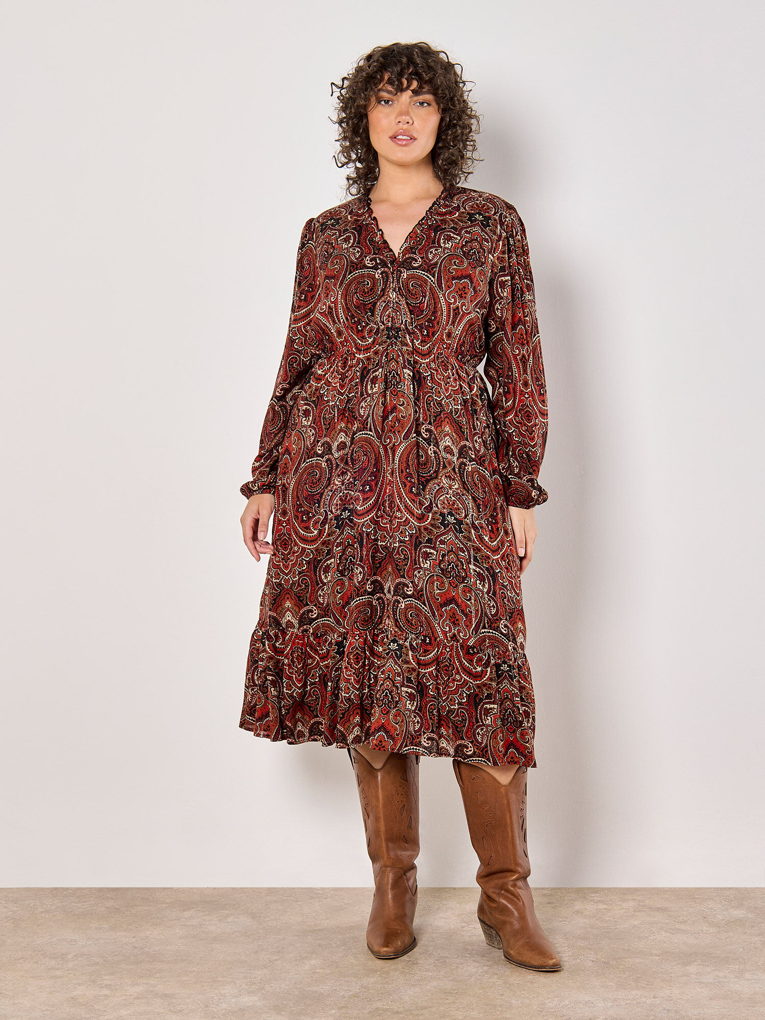 Robes Grandes Tailles Vetements pour femmes grande taille Vetements Apricot
