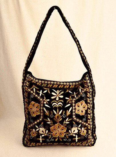 Floral Embroidered Shoulder Bag