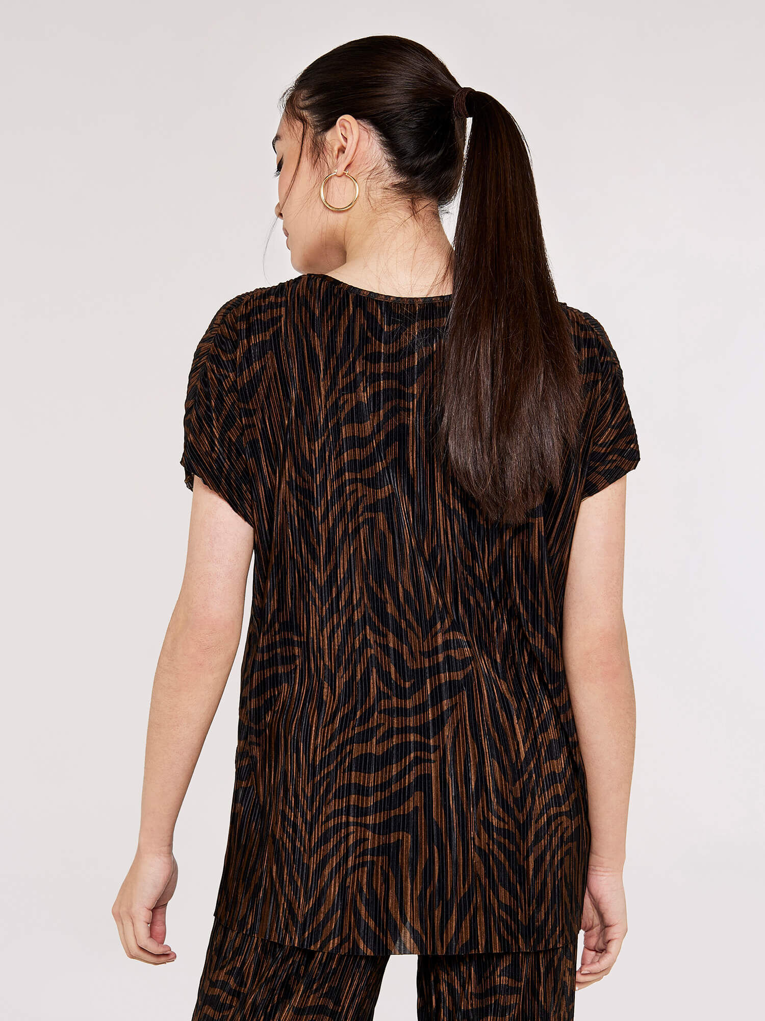Zebra Plisse Top