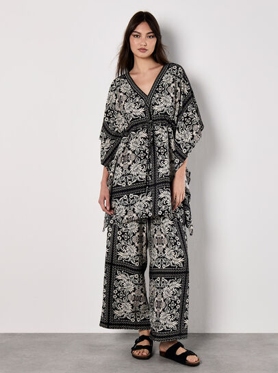Scarf Print Flare Trousers