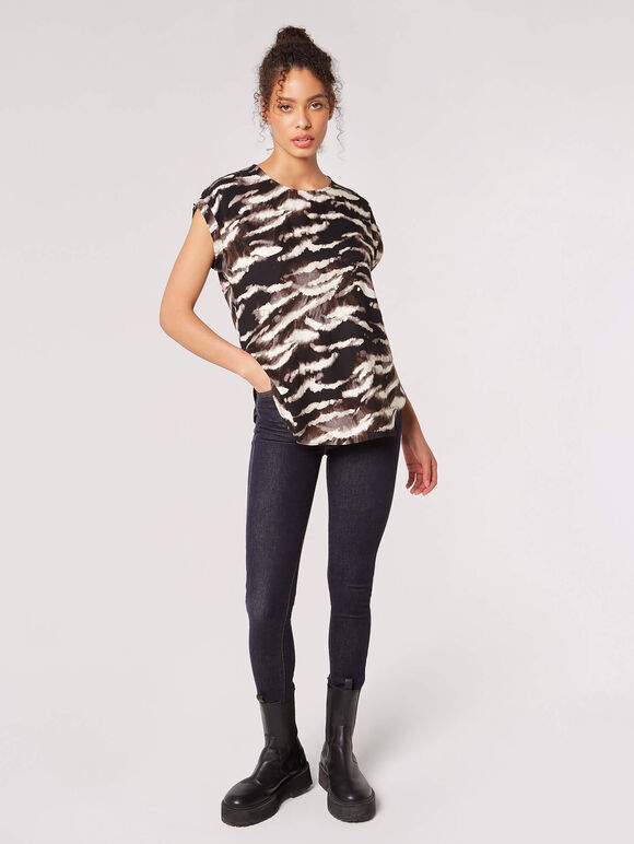 Zebra Print Rolled Sleeve T-Shirt, Black, large