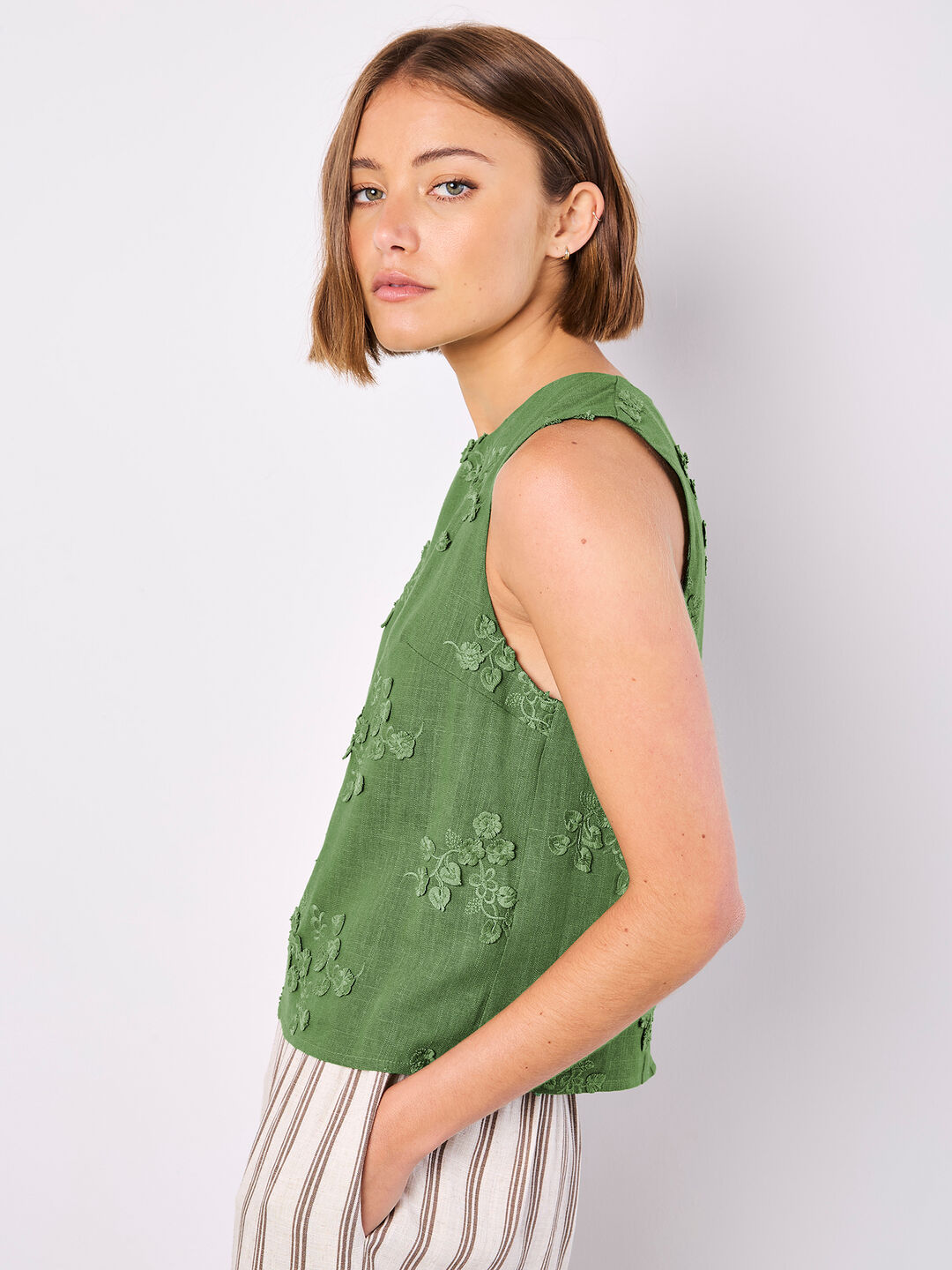 Floral Embroidered Shell Top