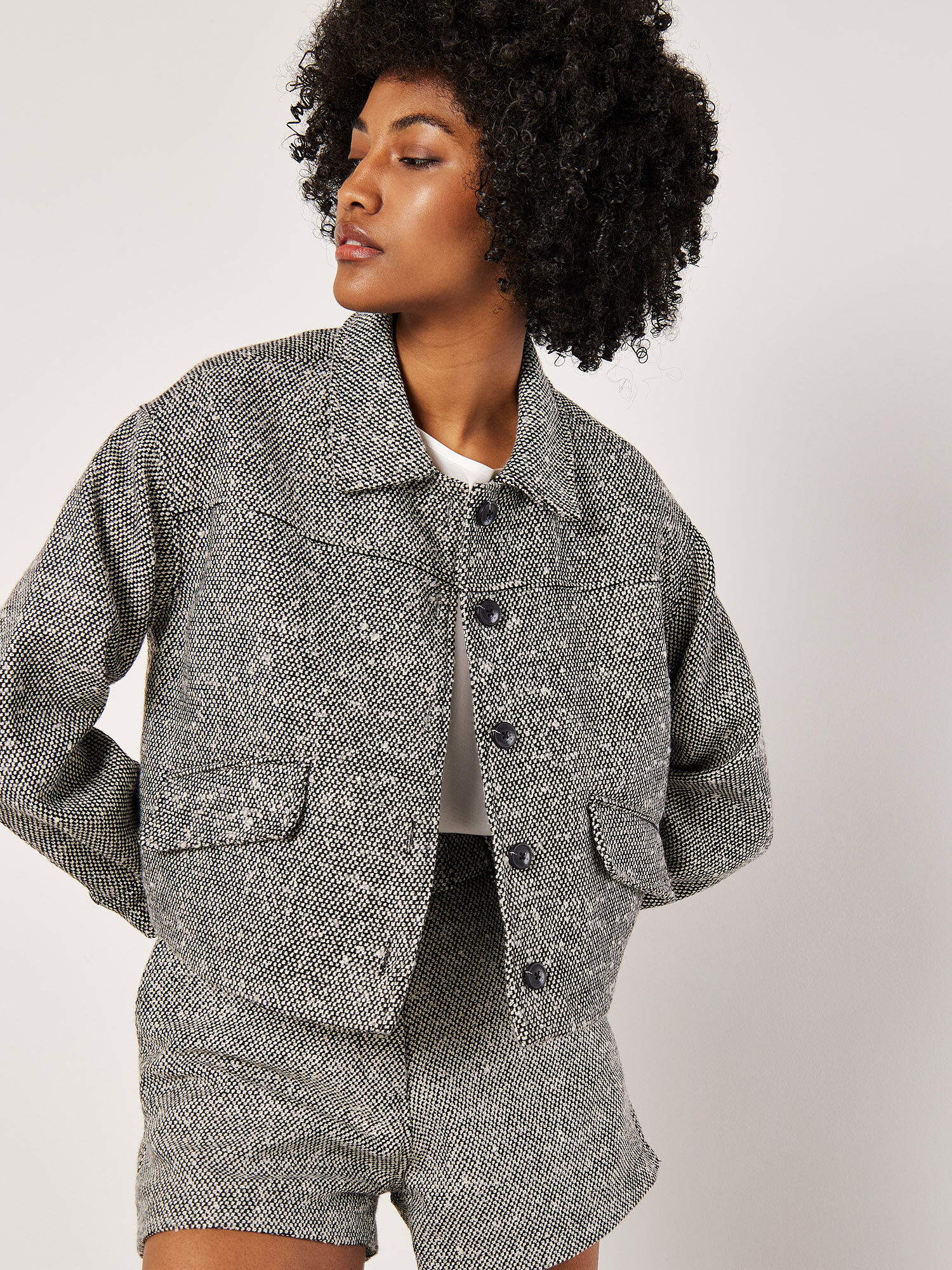 Cropped shacket shop