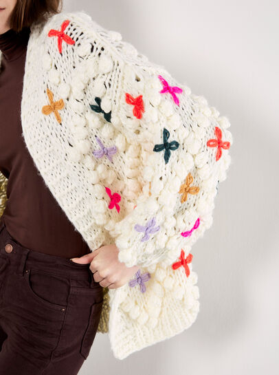 Chunky Knit 3D Flower Cardigan