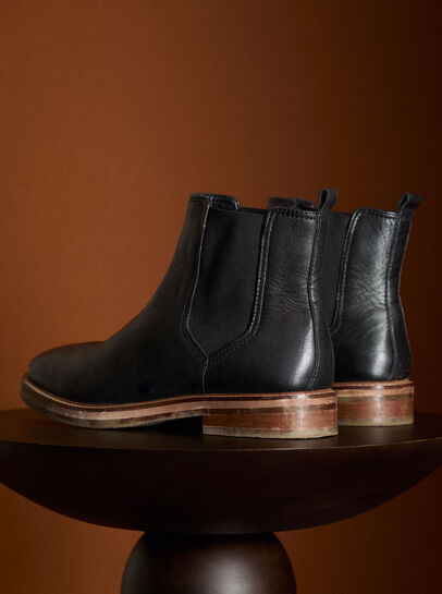 Leather Chelsea Boots