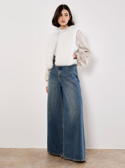 Faux Fur Cropped Gilet