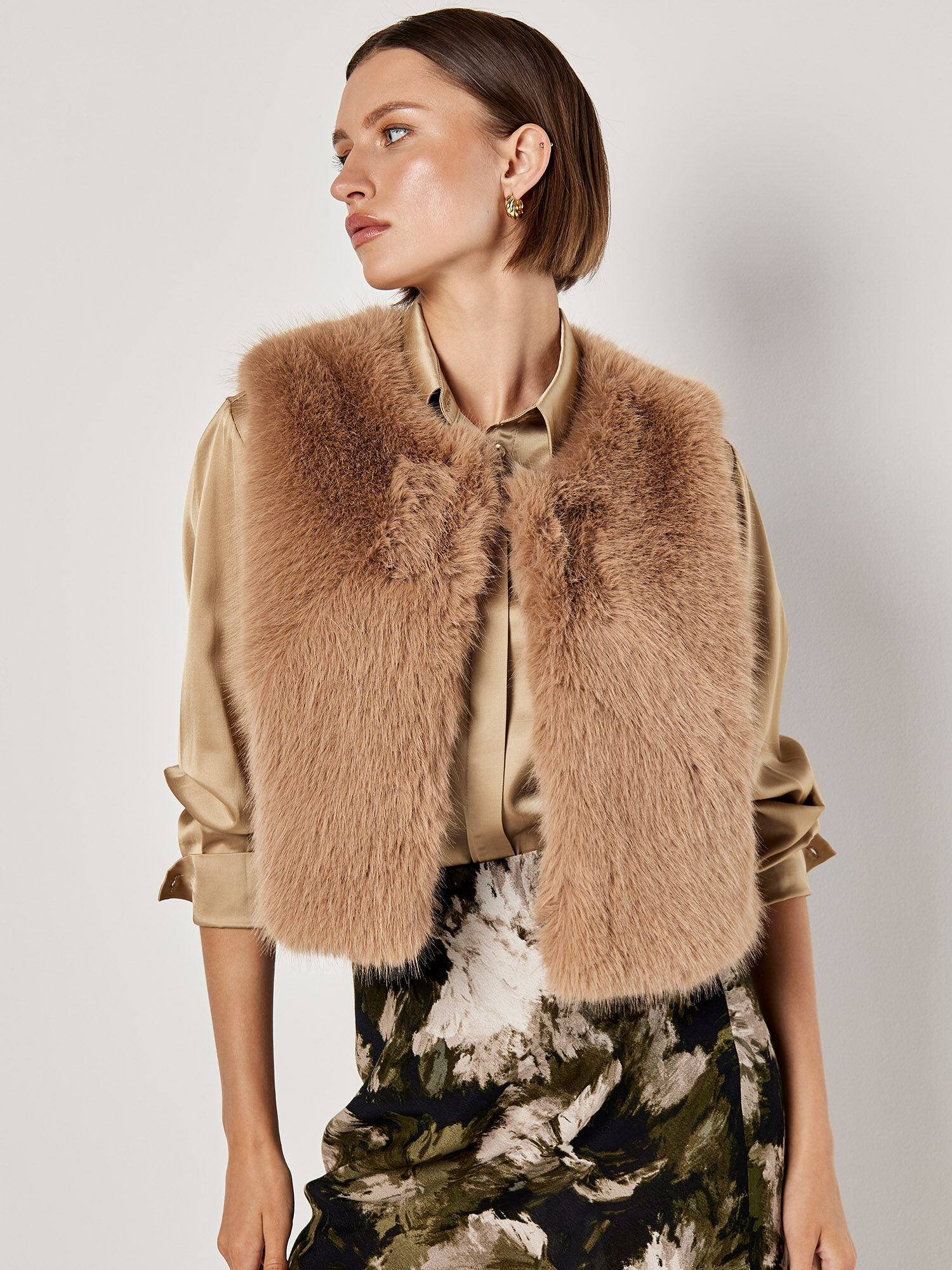 Gilet Court En Fausse Fourrure Vetements Apricot
