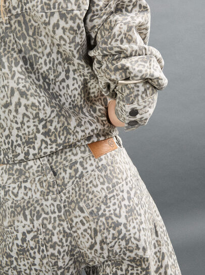 Zimi Wide-Leg Leopard Print Jeans
