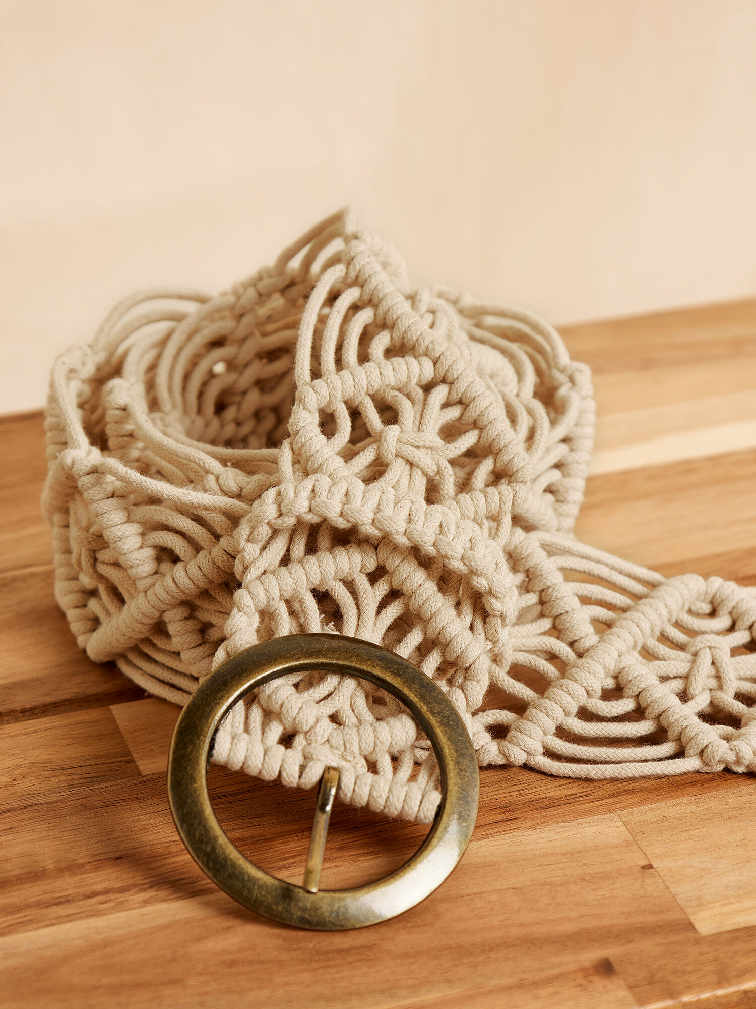 Ceinture A Boucle Ronde En Macrame Vetements Apricot