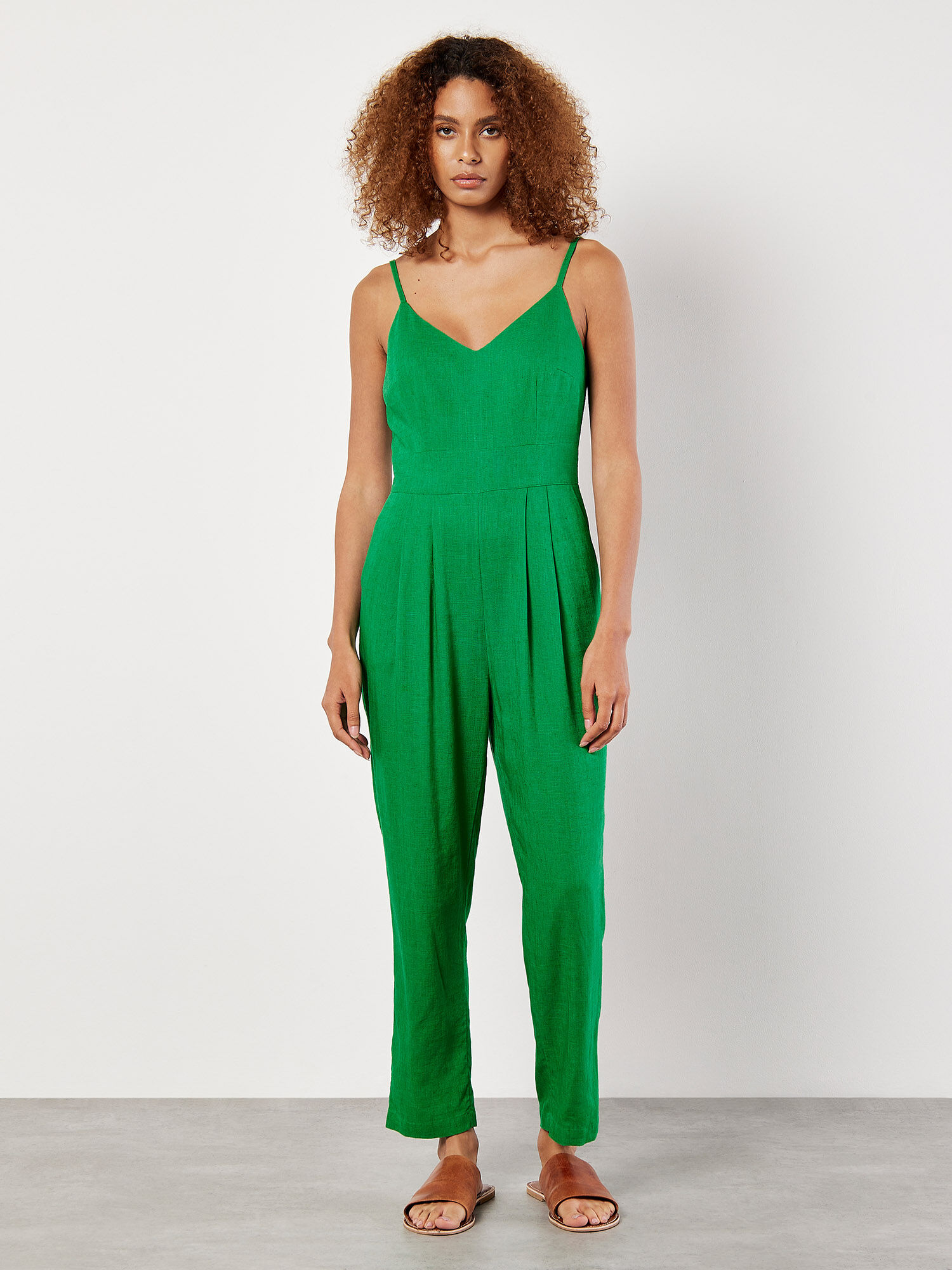 Green linen jumpsuit new arrivals