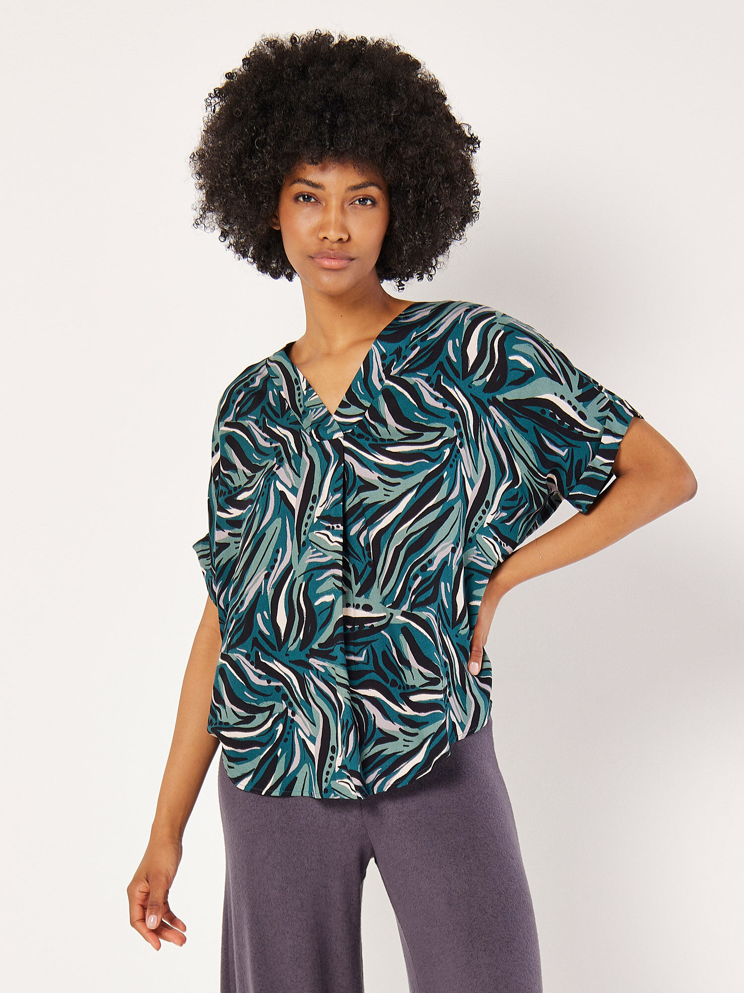 Apricot womenswear store