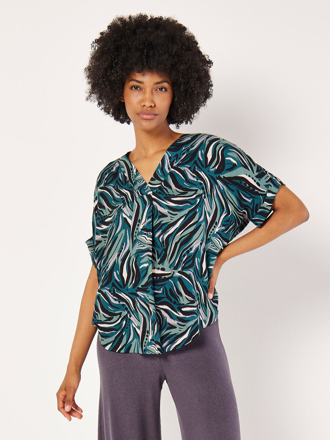 Abstract Print Pleat Blouse