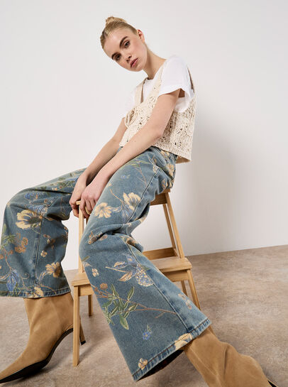 Floral Print Wide-Leg Jeans