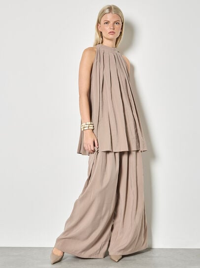 Soft Pleat Tunic Top
