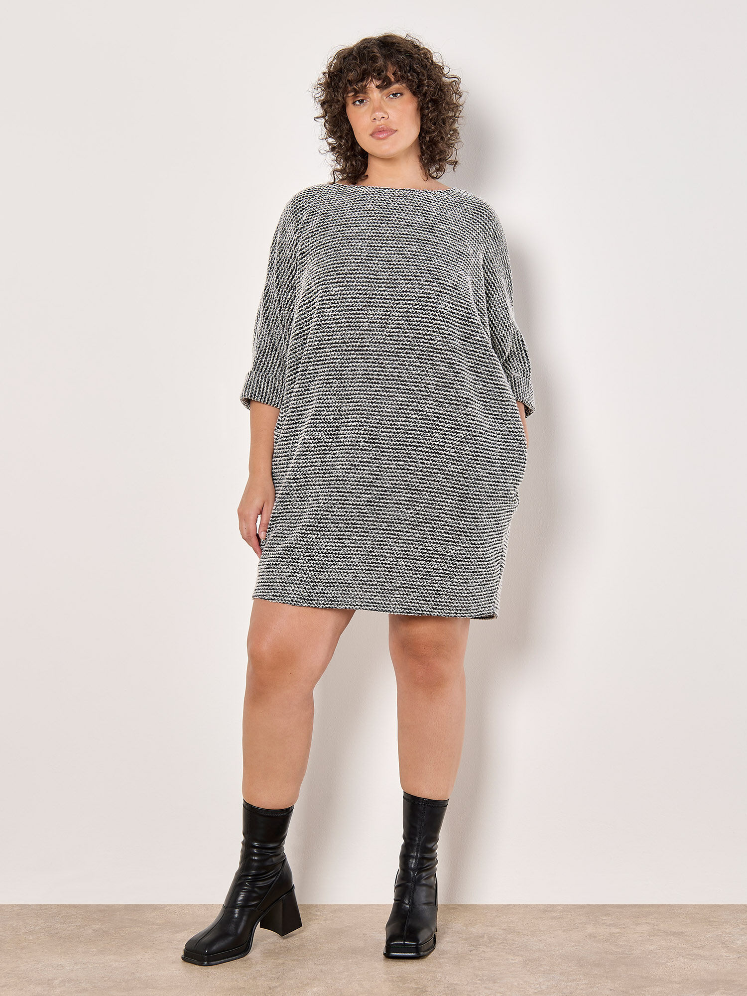 Apricot clothing plus size store