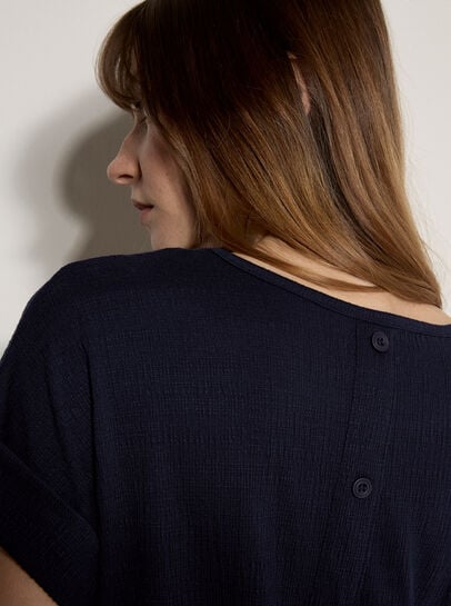 Button Back Textured T-Shirt
