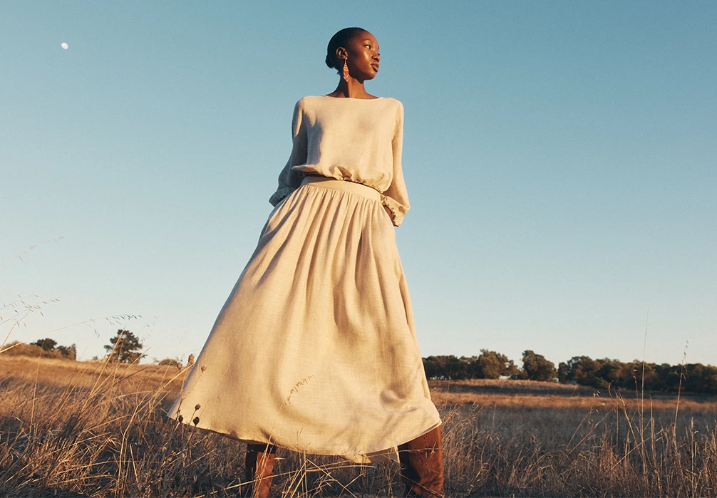 Discover women's linen dresses, tops and trousers designed to keep you cool, comfortable, and looking chic this summer