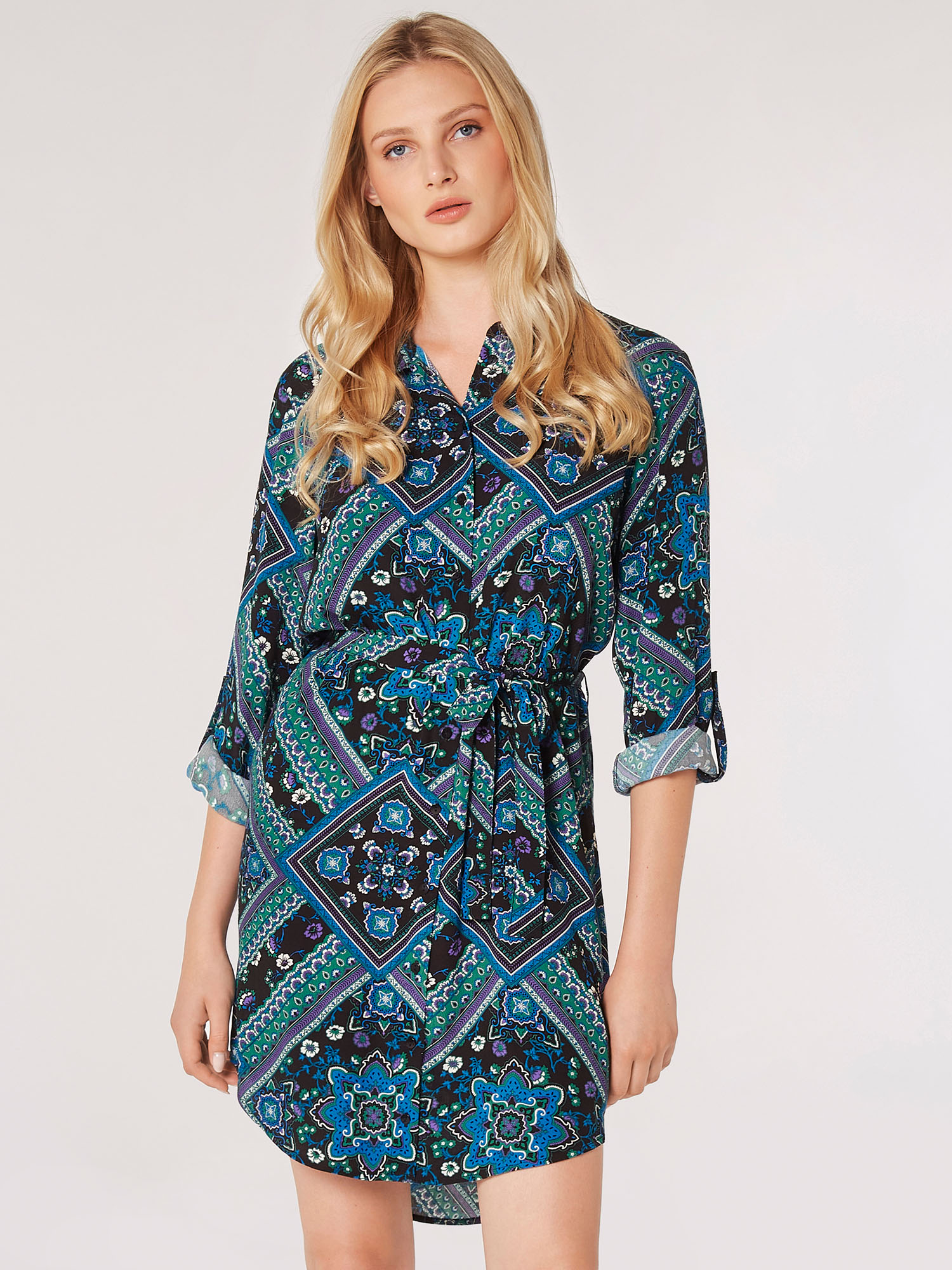 Mini Robe Chemise A Imprime Foulard Vetements Apricot