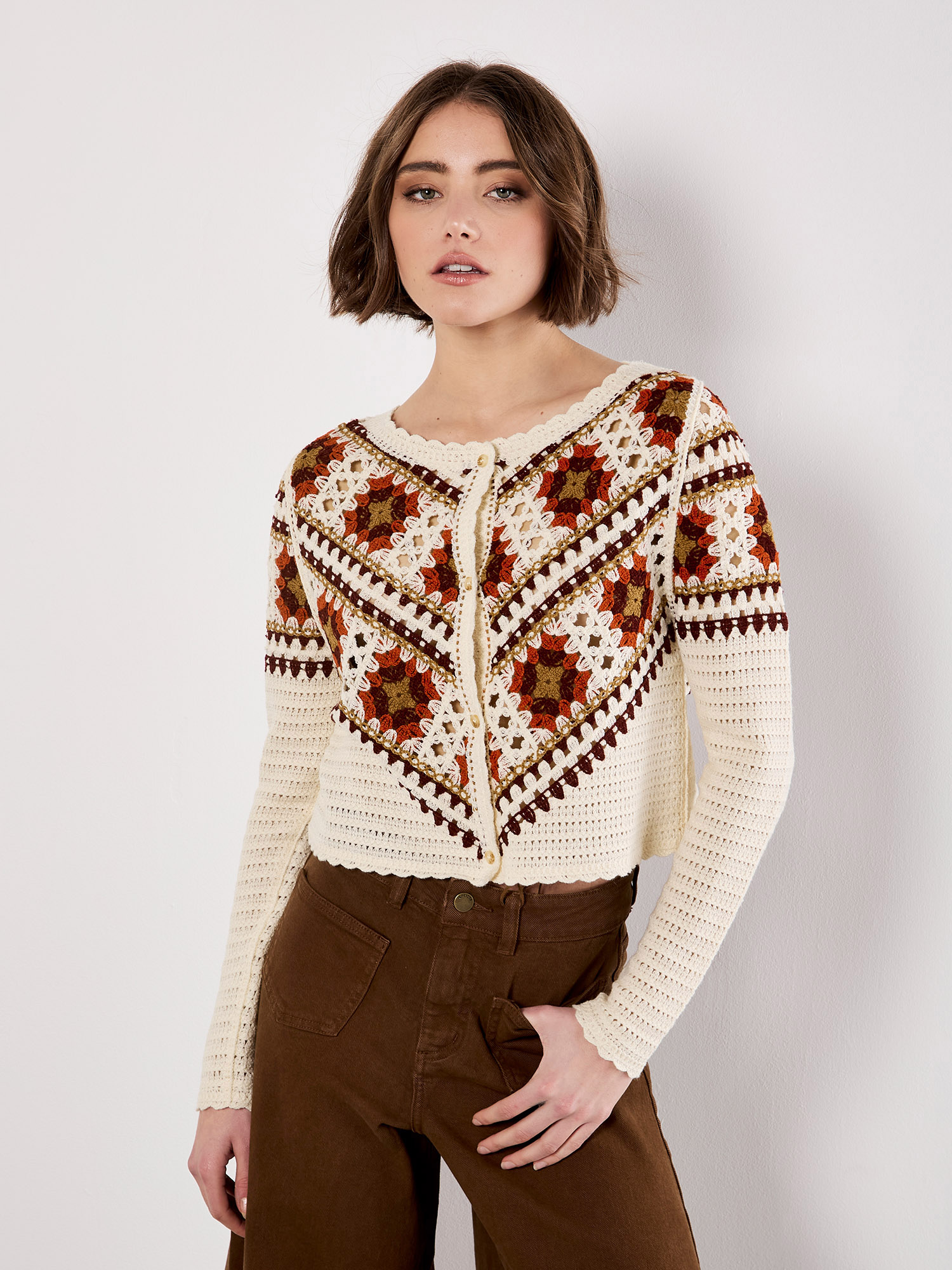 Cardigan Court Crochet Tricoté Femme Plus Size - Manches Courtes Ouvert Devant - Tailles 44 à 56 WearAll