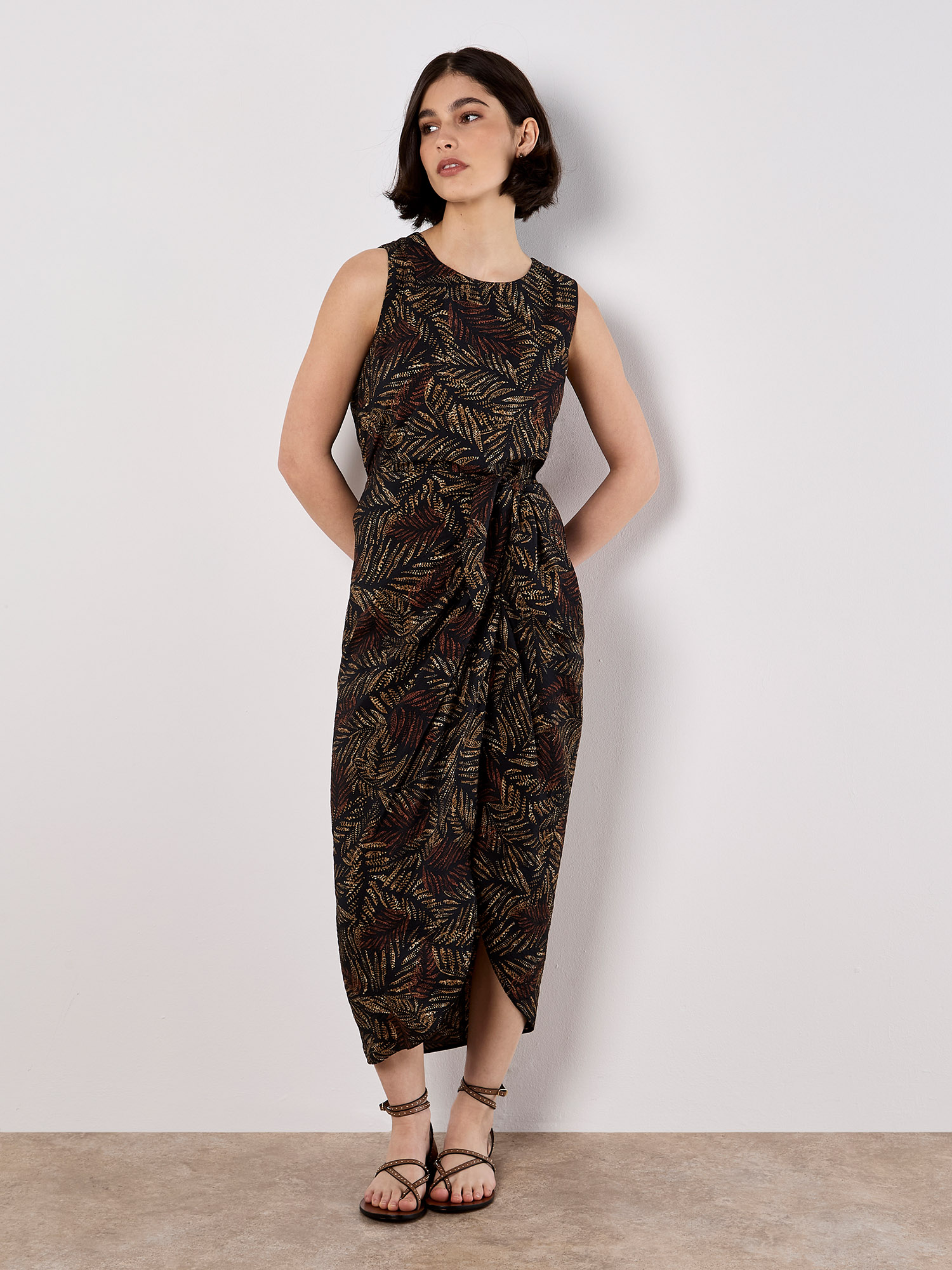 batik midi dress Jelika Midi Dress in Bohemian Batik Maroon Peach