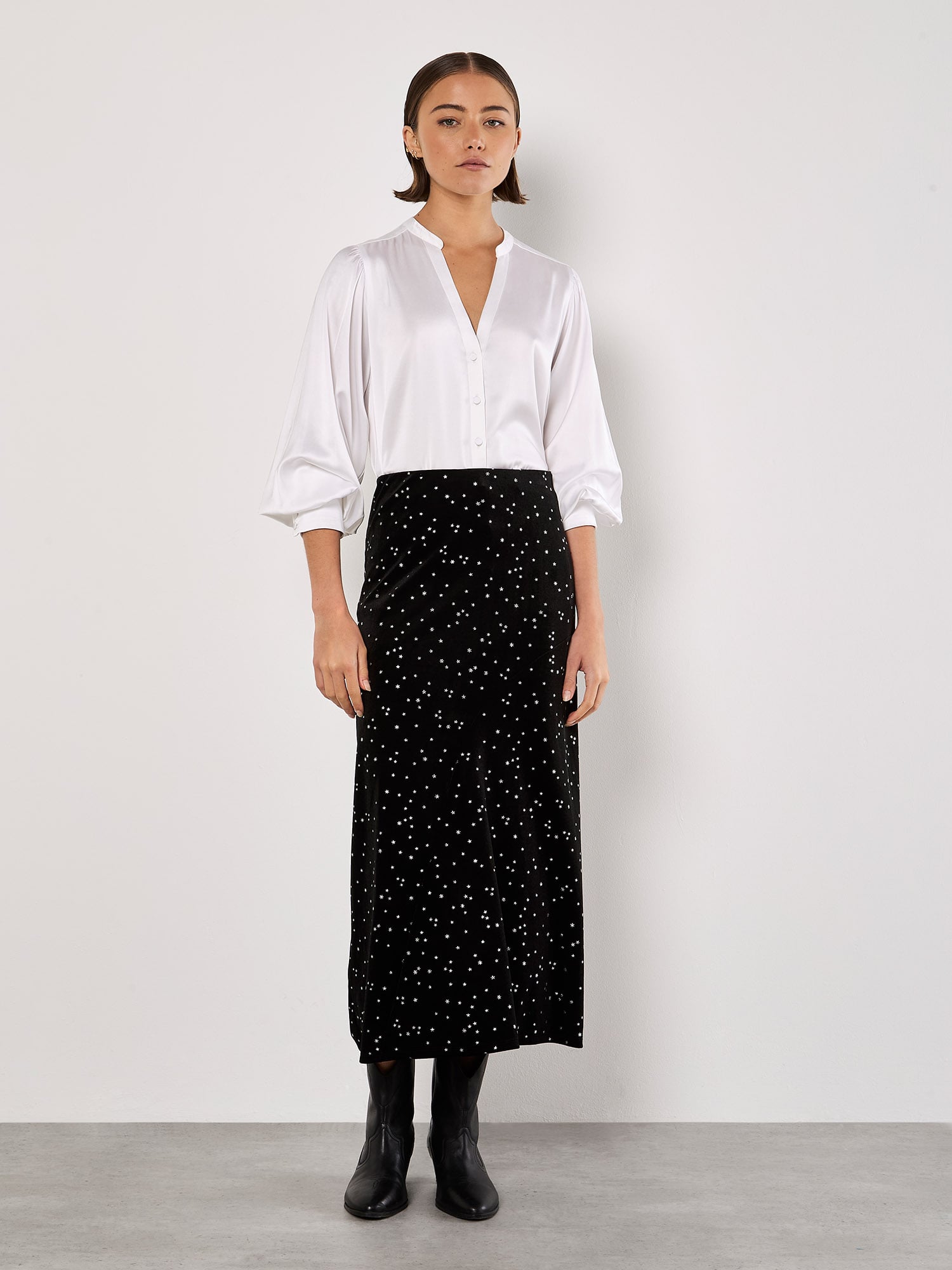 Monica Velvet Midi Skirt